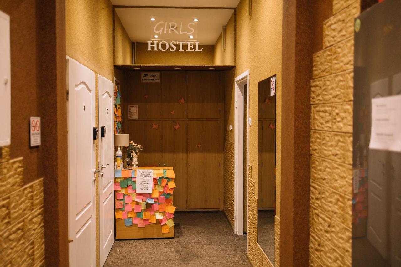 Girls Hostel Cracovie Extérieur photo