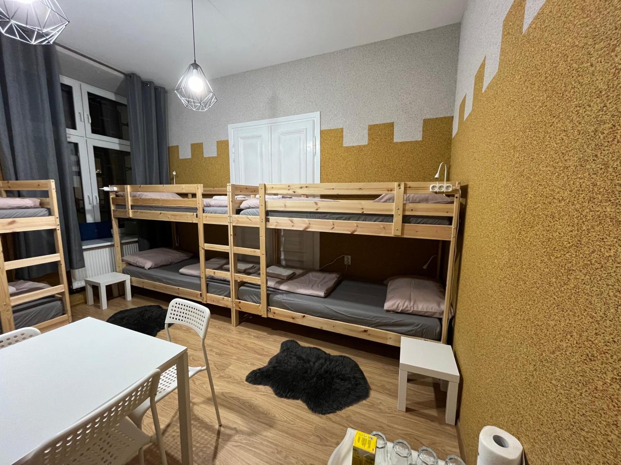 Girls Hostel Cracovie Extérieur photo