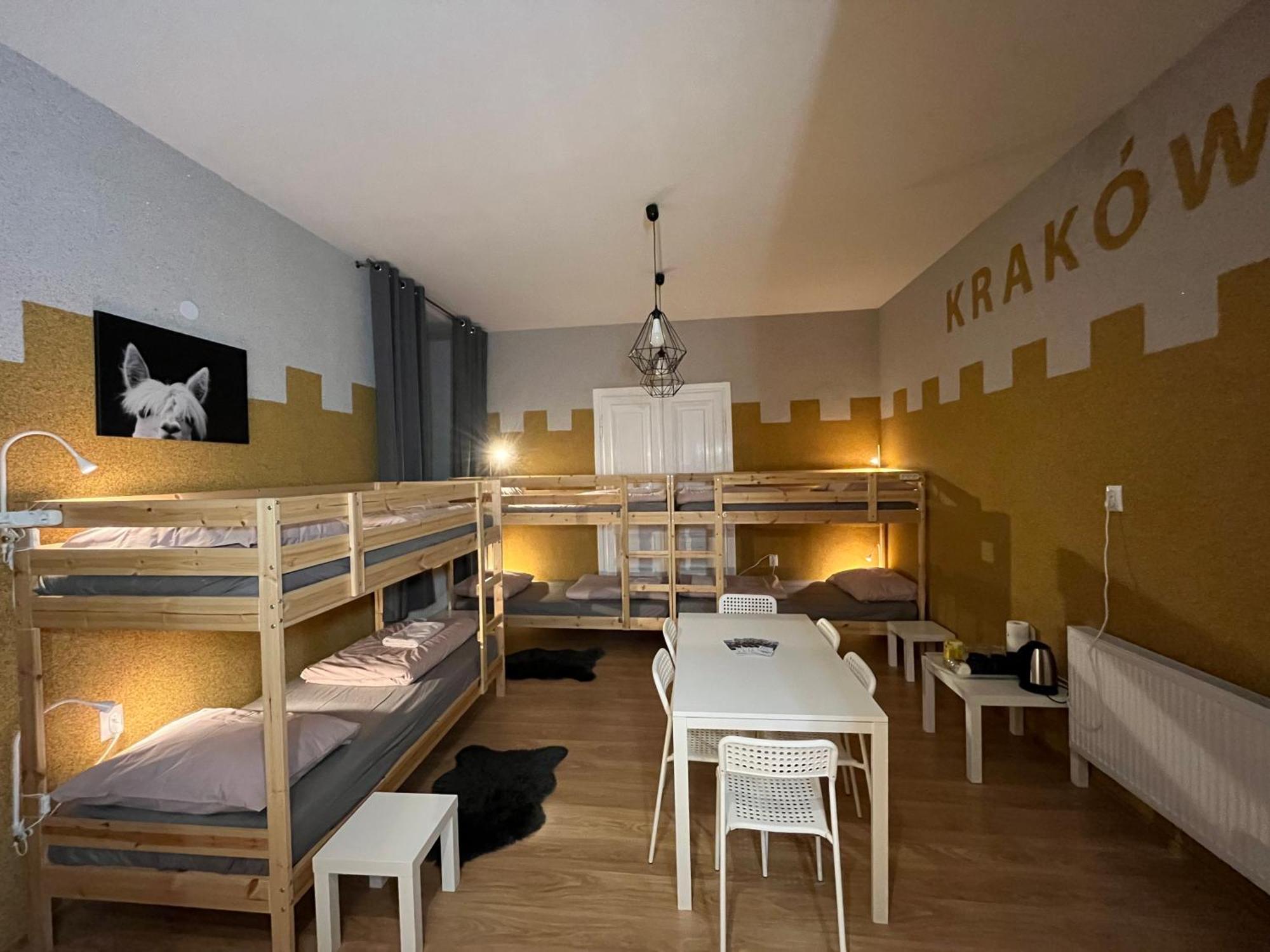 Girls Hostel Cracovie Extérieur photo