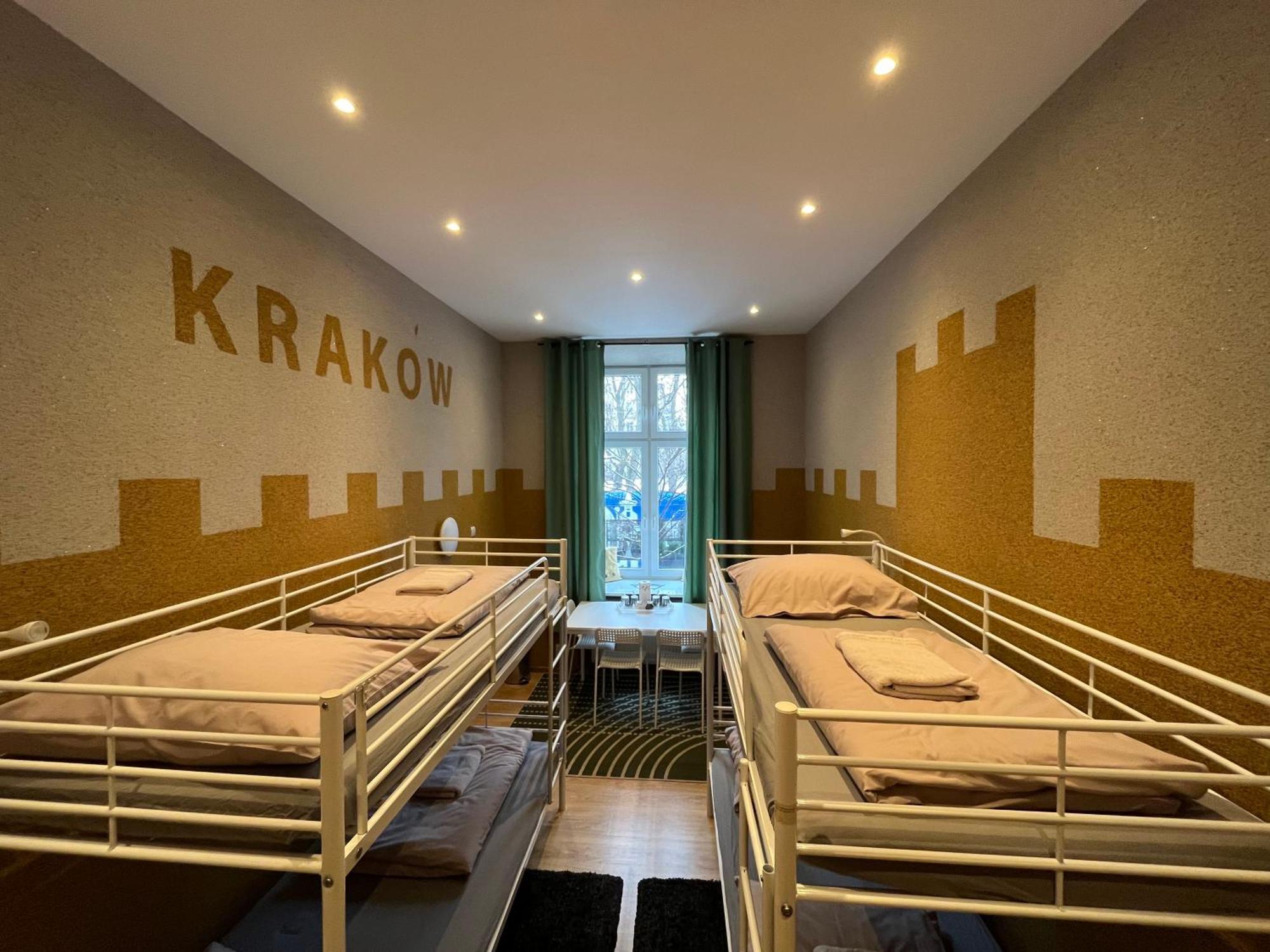 Girls Hostel Cracovie Extérieur photo