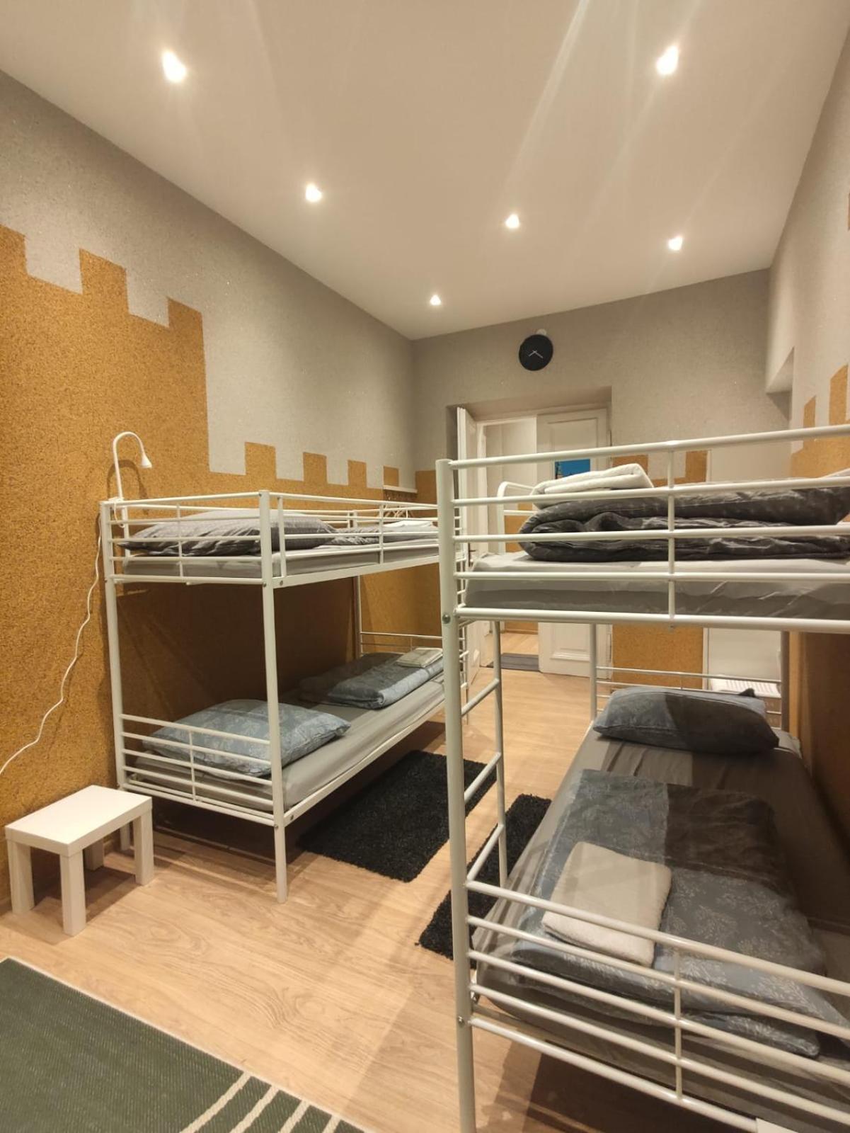 Girls Hostel Cracovie Extérieur photo