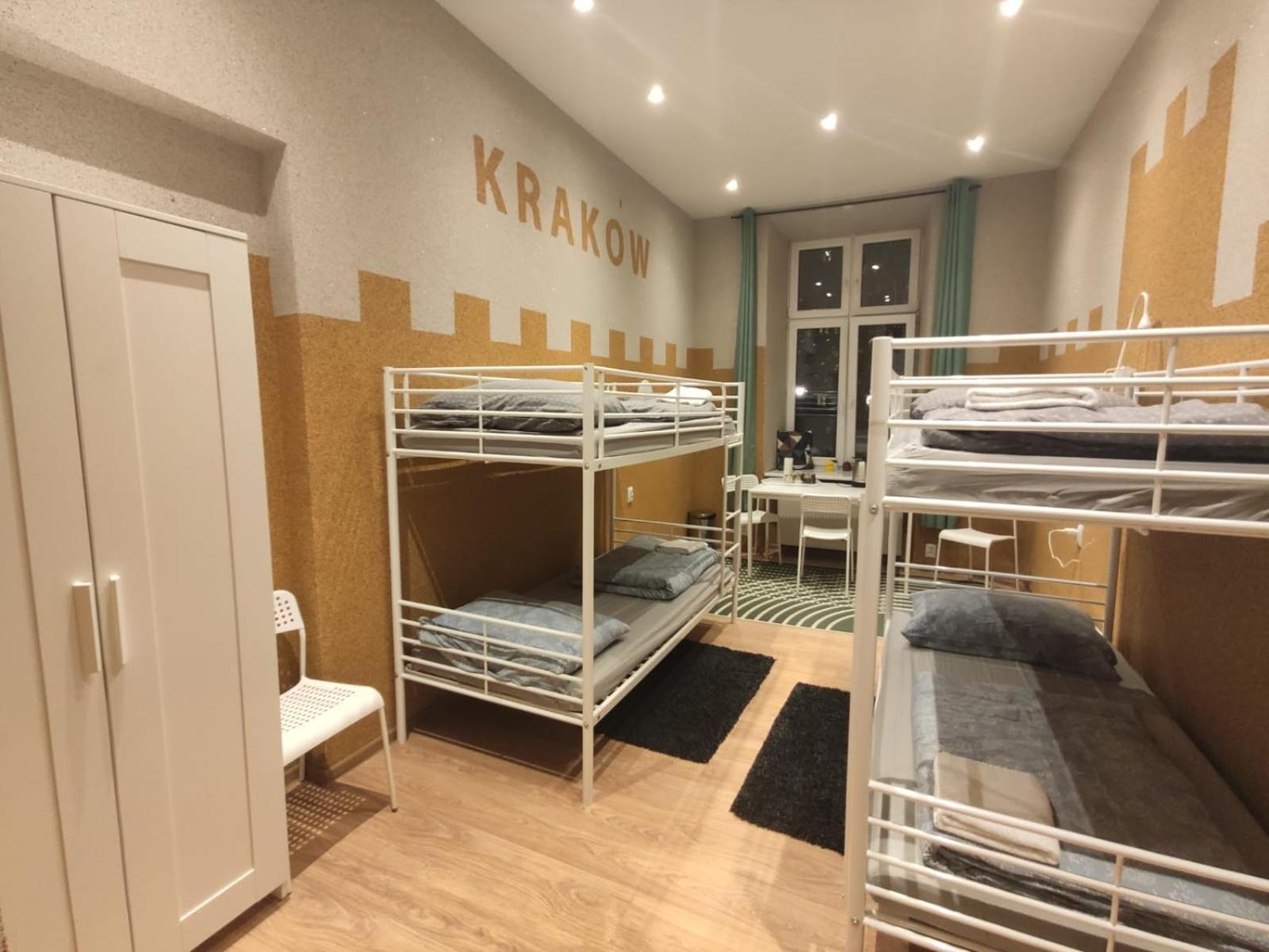 Girls Hostel Cracovie Extérieur photo